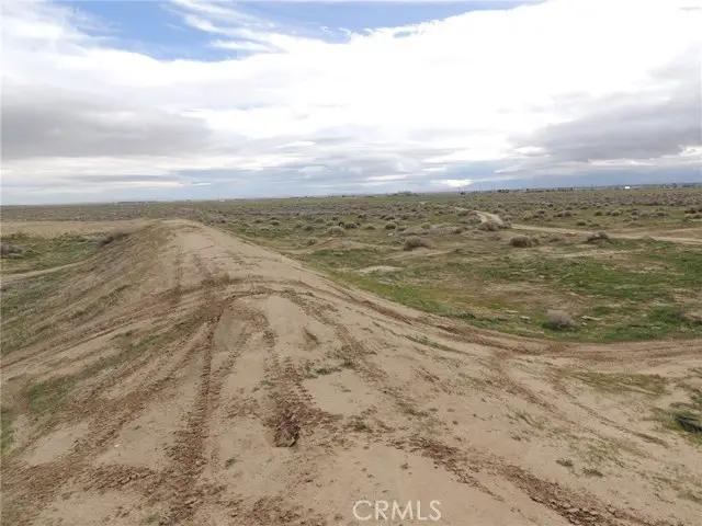 80 Vac/80 Stw/vic Avenue F8, North Antelope Valley, CA 93536 - #3