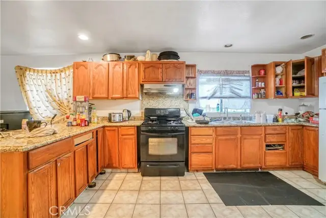 151 W 110th Street, Los Angeles, CA 90061 - Image #2