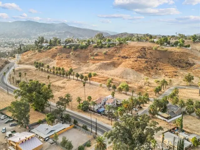 100 Robertson Street, Lake Elsinore, CA 92530 - #2