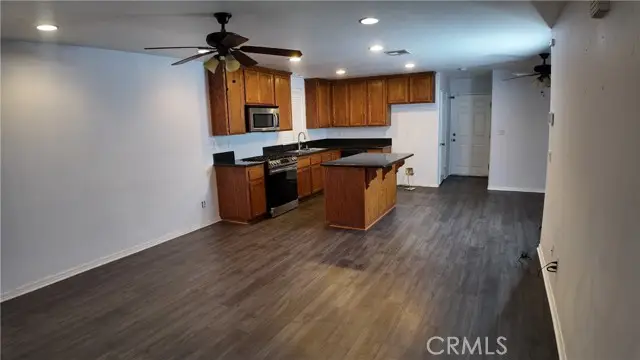 464 W E Street, Colton, CA 92324 - Image #2