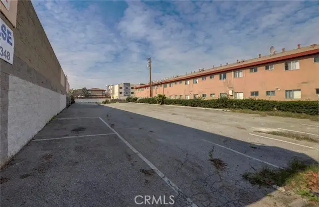 15329 Hawthorne Boulevard, Lawndale, CA 90260 - Image #3