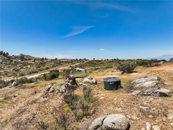 22 Minton Road, Homeland, CA 92548