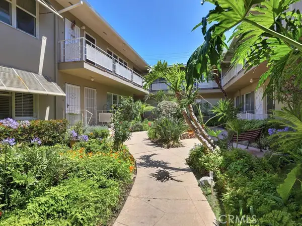 3042 E 3rd St #5, Long Beach, CA 90814