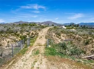40120 Perryman Lane, Hemet, CA 92544
