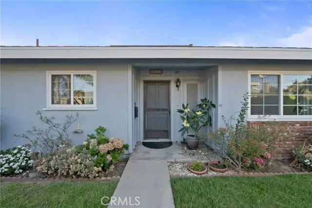 1076 Mitchell Avenue, Tustin, CA 92780 - Image #2