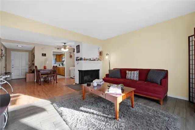 1076 Mitchell Avenue, Tustin, CA 92780 - Image #3