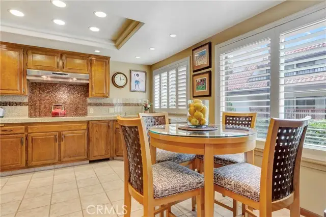 6272 Riviera Circle, Long Beach, CA 90815 - Image #2