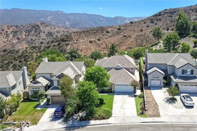 8844 E Crestview Lane, Anaheim, CA 92808 - Image #2