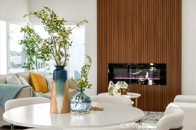 21072 Galbar Circle, Huntington Beach, CA 92646 - Image #2