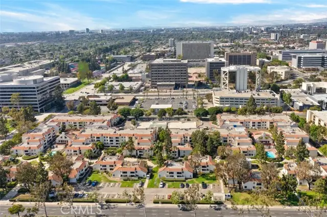 701 W 1st Street #D101, Santa Ana, CA 92701 - Image #2