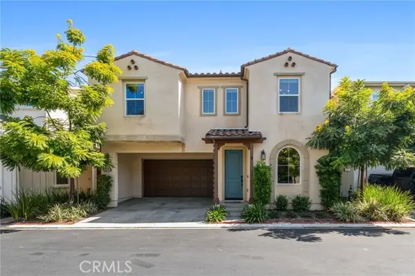 945 Brilliance Lane, Costa Mesa, CA 92626