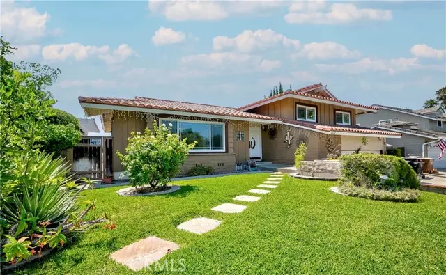 2132 Calavera, Fullerton, CA 92833 - Image #2