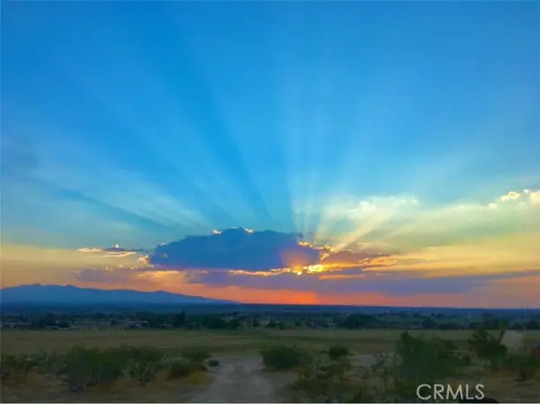 20375 Wadena Terr, Apple Valley, CA 92308