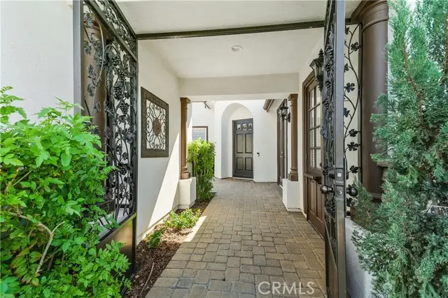 22961 Banbury Ct, Murrieta, CA 92562 - Image #3