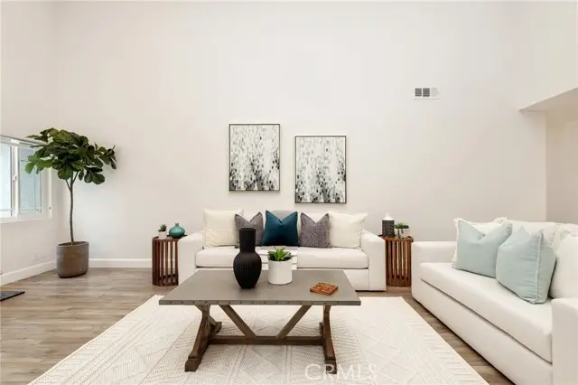 17822 Aberdeen Lane, Villa Park, CA 92861 - Image #3