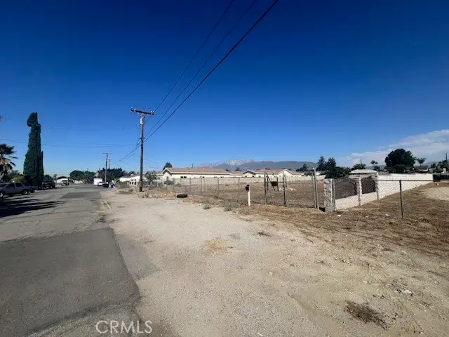 17562 Court Street, Fontana, CA 92336 - #2