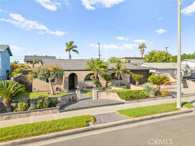 1915 W Clearbrook, Anaheim, CA 92804 - Image #1