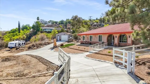28300 Rawlings Road, Hemet, CA 92544 - #3