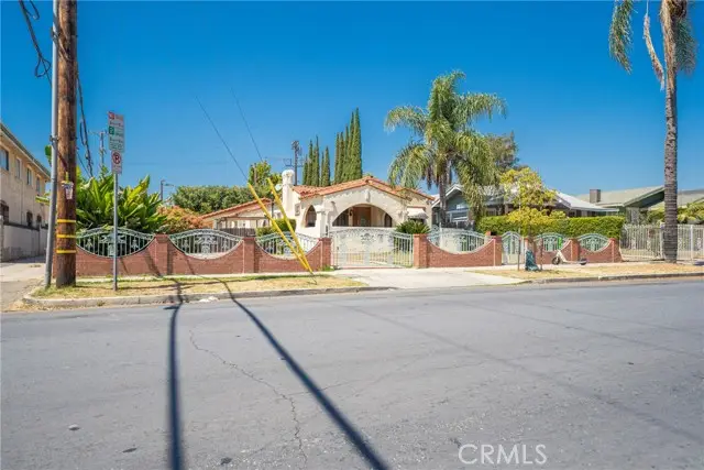 203 N Kingsley, Los Angeles, CA 90004 - Image #2