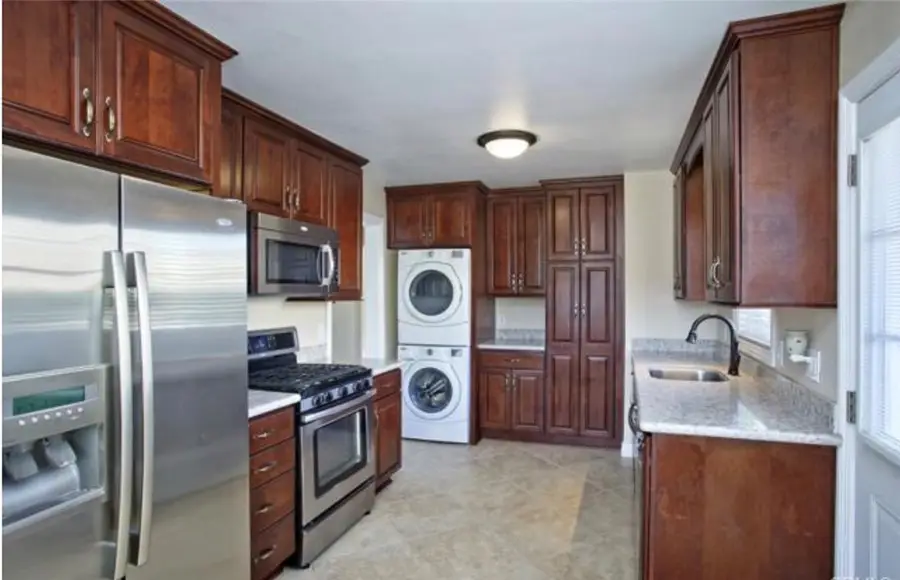 182 Costa Mesa Street, Costa Mesa, CA 92627 - Image #2