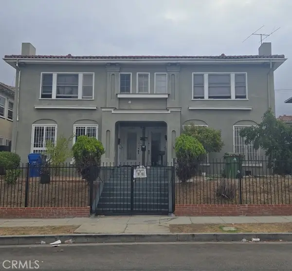 154 S Manhattan Place, Los Angeles, CA 90004