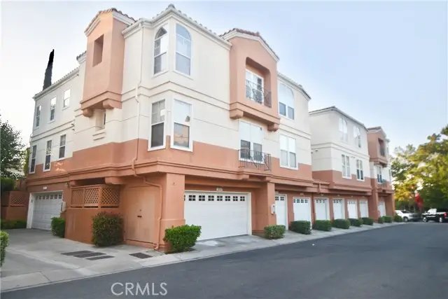 1041 S San Marino Way, Anaheim, CA 92808 - Image #1