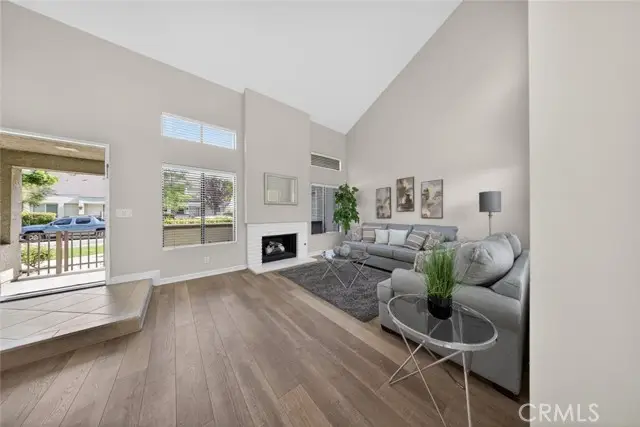 26 Claret #40, Irvine, CA 92614 - #3