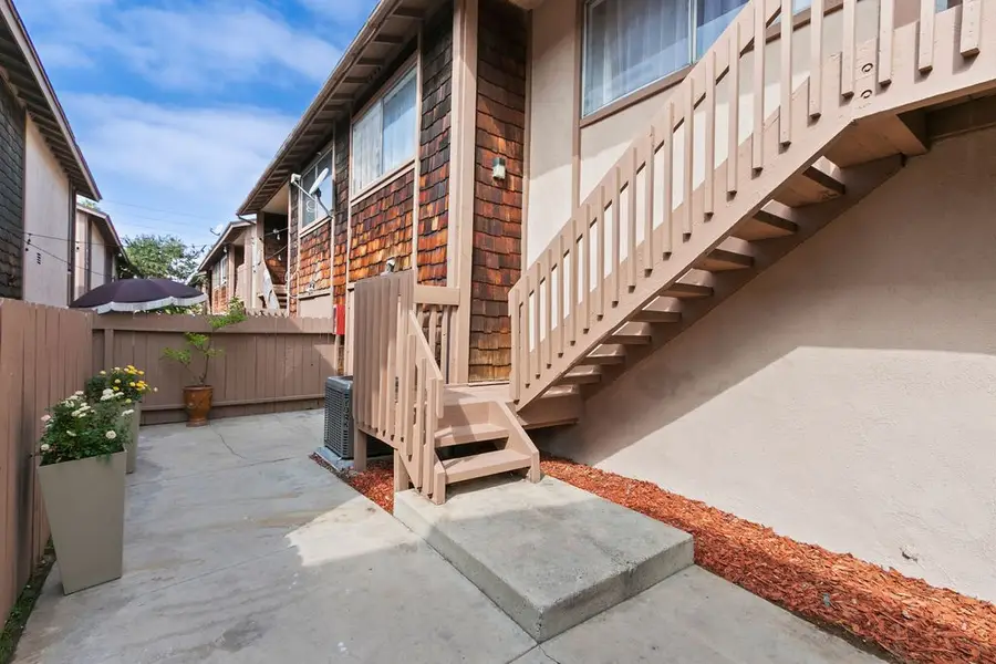 1080 Cabrillo Park Drive #A, Santa Ana, CA 92701 - Image #2