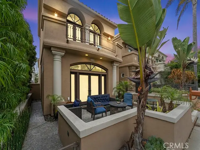 513 Pecan Ave, Huntington Beach, CA 92648 - Image #3