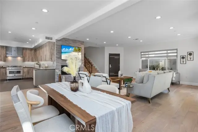 523 E Cedar #101, Burbank, CA 91501 - #3