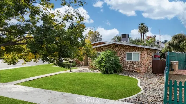 201 Oleander, Bakersfield, CA 93304 - Image #2