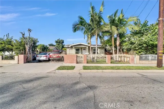 210 S Raitt, Santa Ana, CA 92703 - Image #2