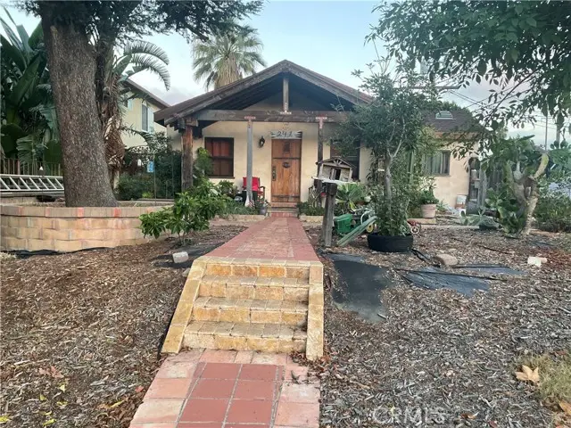 241 Thompson, Glendale, CA 91201 - Image #1