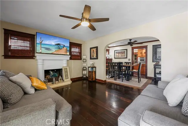 526 W 11th, Corona, CA 92882 - #3