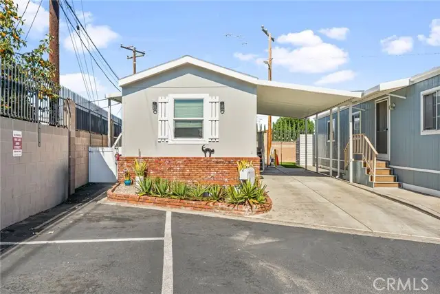 501 Willow Drive, Santa Ana, CA 92703 - #3