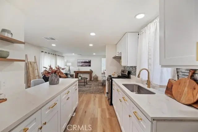 826 E Route 66, Glendora, CA 91740 - Image #2