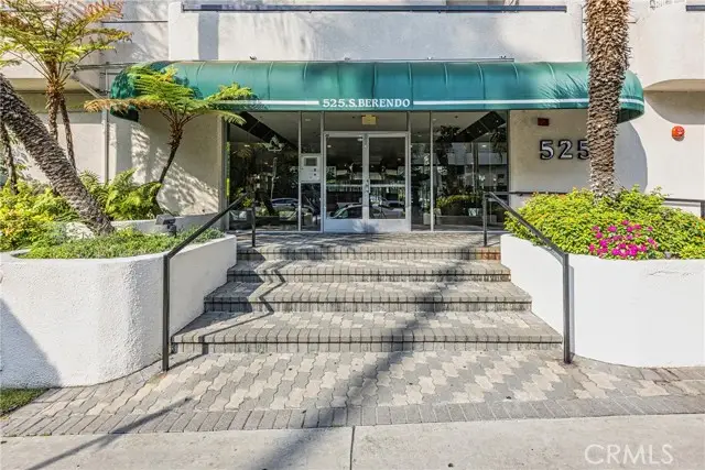 525 S Berendo Street #314, Los Angeles, CA 90020 - Image #1