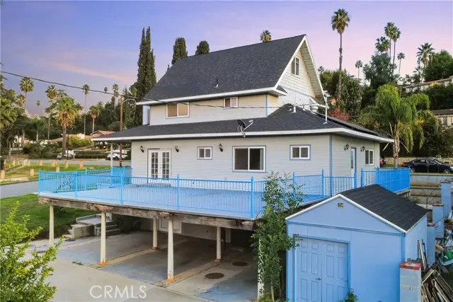 261 E Crescent Avenue, Redlands, CA 92373 - #3