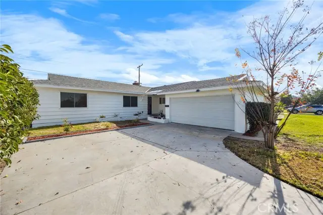 230 S Camellia, Anaheim, CA 92804 - Image #3