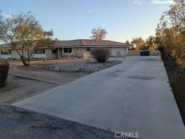 19989 Crow, Apple Valley, CA 92307 - Image #1