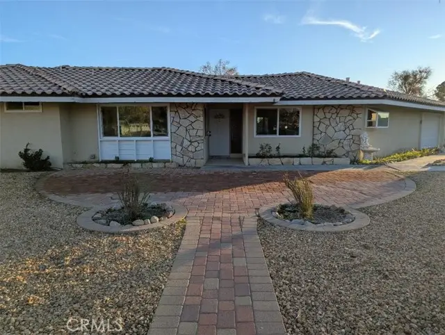 19989 Crow, Apple Valley, CA 92307 - Image #2