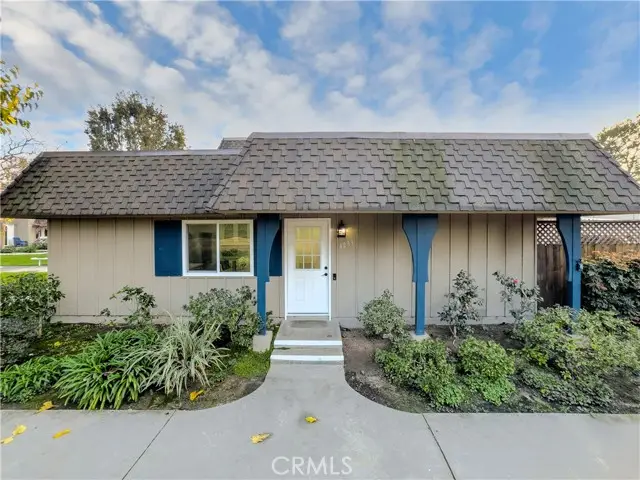 4233 Larwin, Cypress, CA 90630 - Image #2