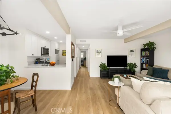 16 Oval #56, Irvine, CA 92604