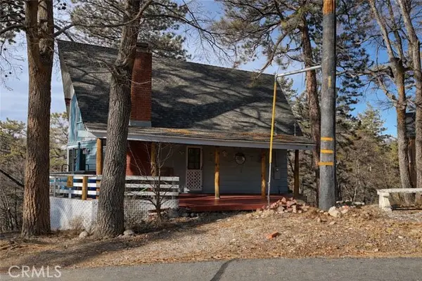 1172 Crags Lane, Fawnskin, CA 92333