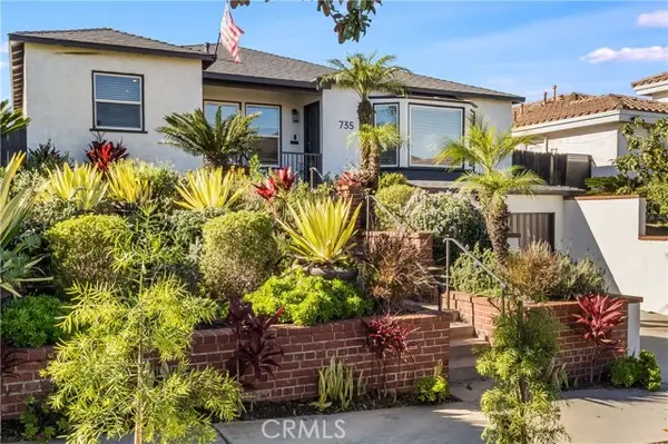 735 Ultimo, Long Beach, CA 90804