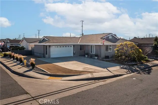 5425 Stevely, Lakewood, CA 90713 - Image #3