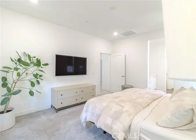 168 Denali, Lake Forest, CA 92630 - Image #3