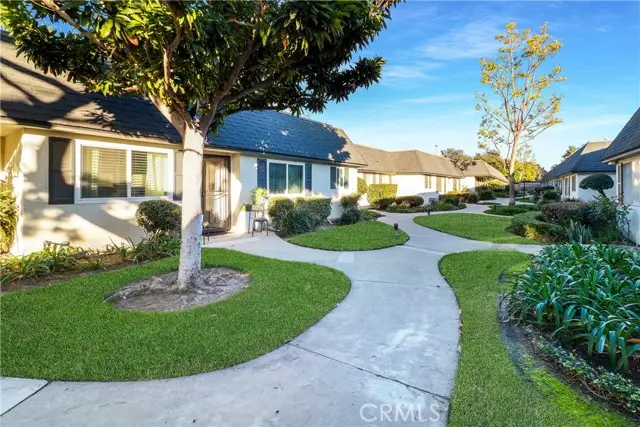 1318 Victoria, Fullerton, CA 92831 - Image #2