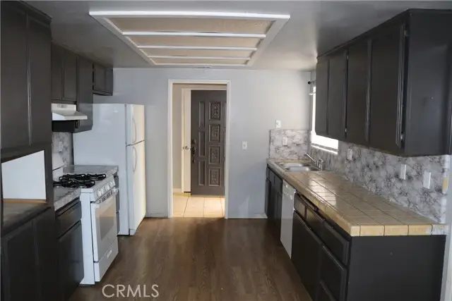 7864 Newhall Avenue, Hesperia, CA 92345 - #3