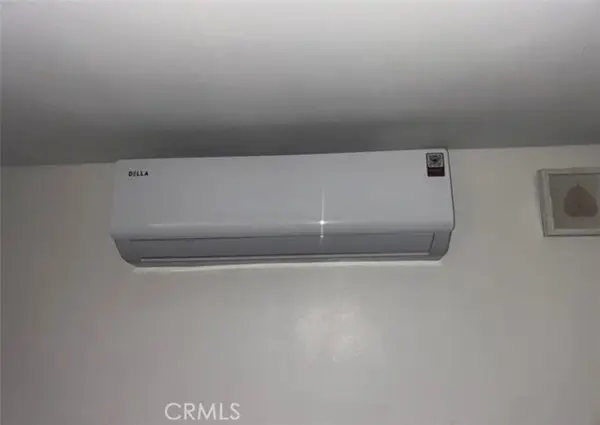 4595 California Ave., Long Beach, CA 90807